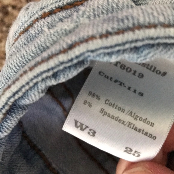 jeans - Picture 3 of 4